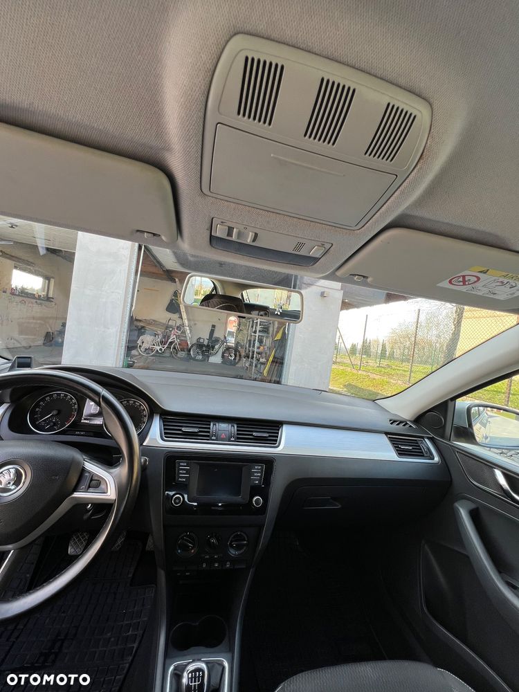 Skoda RAPID 1.6 TDI DPF Ambition - 11