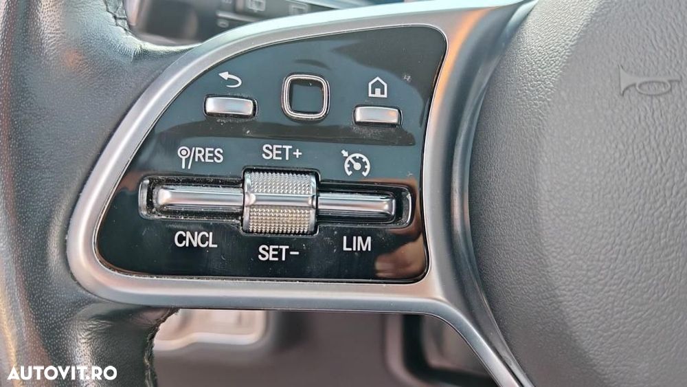 Mercedes-Benz GLE - 33