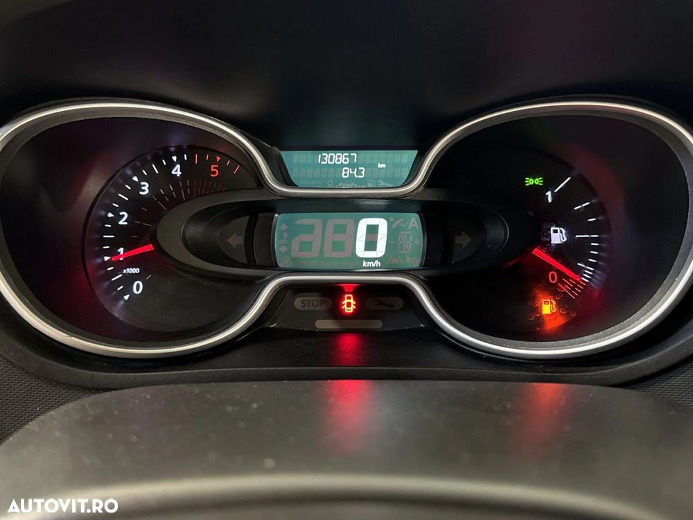 Renault Trafic - 11