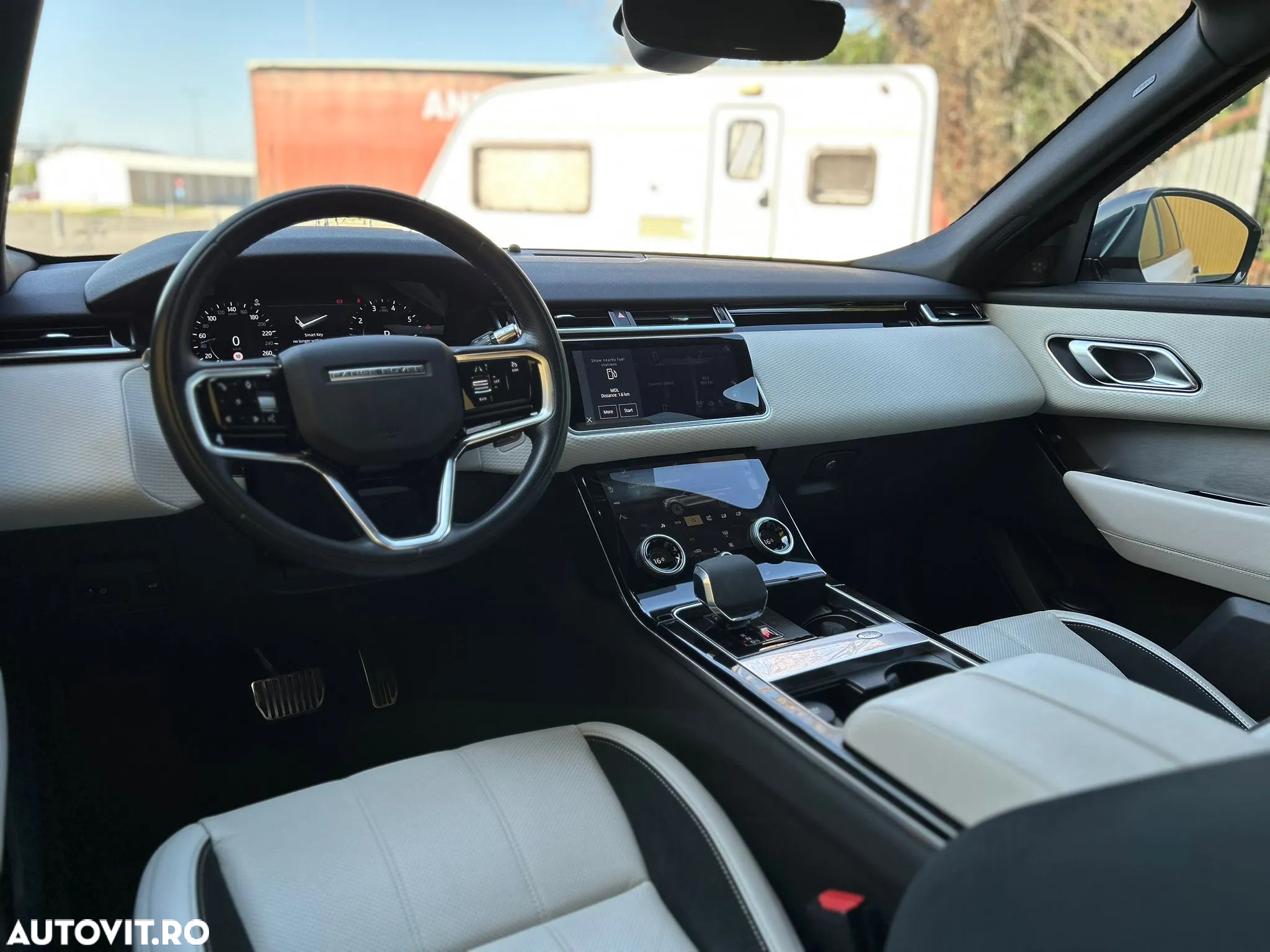 Land Rover Range Rover Velar R-Dynamic 2.0 P250 S - 6