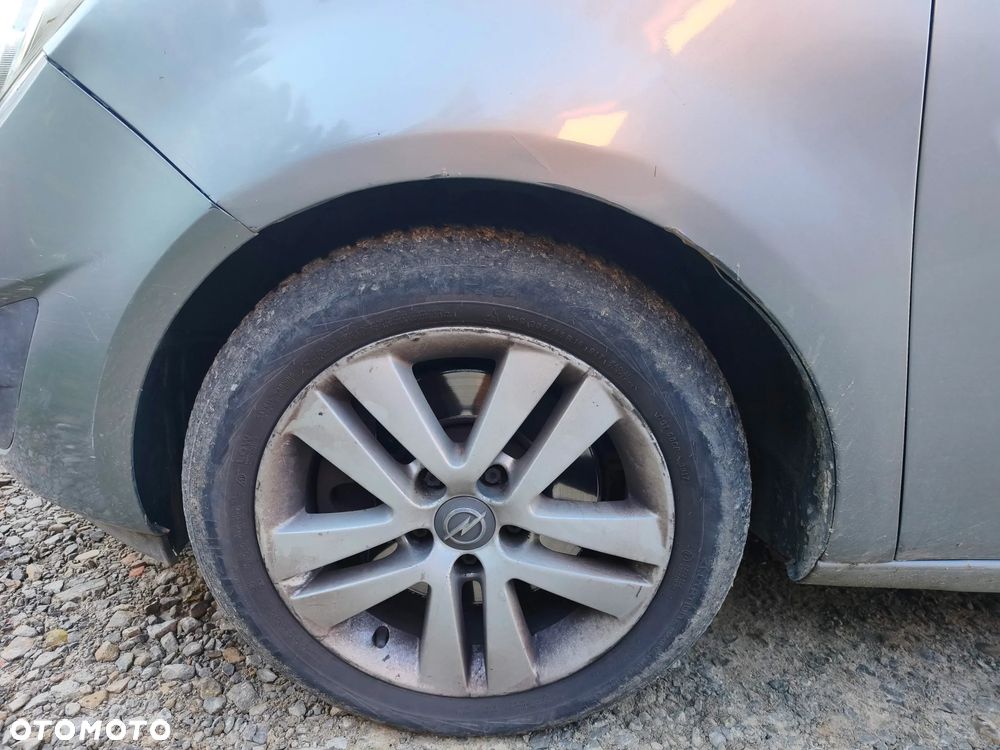 Opel Meriva - 12