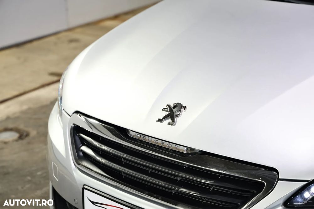 Peugeot 308 e-HDi FAP 115 Stop&Start EGS6 Allure - 19