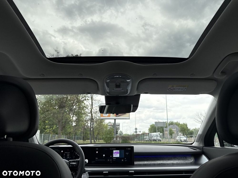 Hyundai IONIQ 9 110kWh Calligraphy AWD - 18