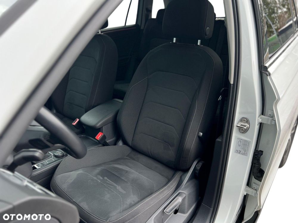 Volkswagen Tiguan Allspace 2.0 TDI 4Mot Elegance DSG - 17