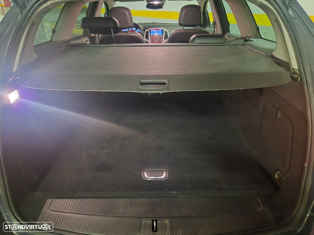 Opel Astra Sports Tourer 1.6 CDTi Cosmo S/S - 26