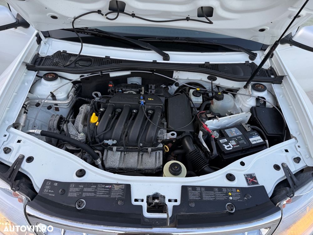 Dacia Duster 1.6 16V 4x2 Prestige - 27