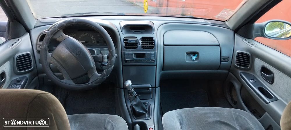 Renault Laguna Break 1.9 dCi RXE - 5