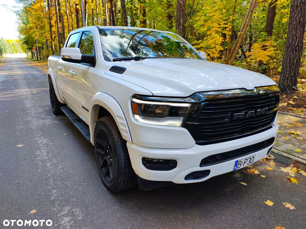 RAM 1500 5.7 Crew Cab Laramie - 3