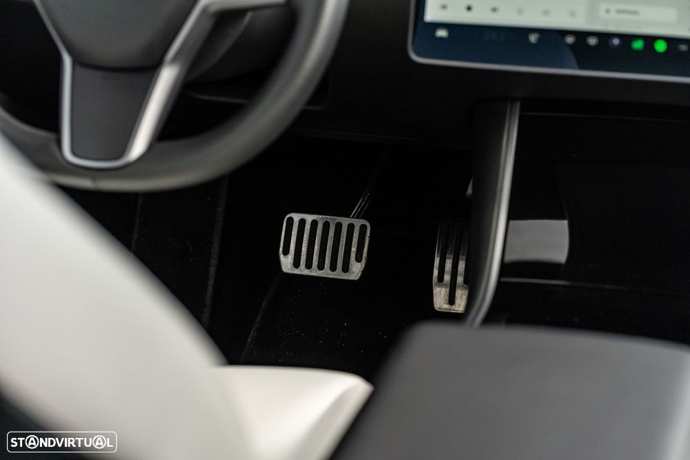 Tesla Model 3 AWD Dual Motor Performance - 2