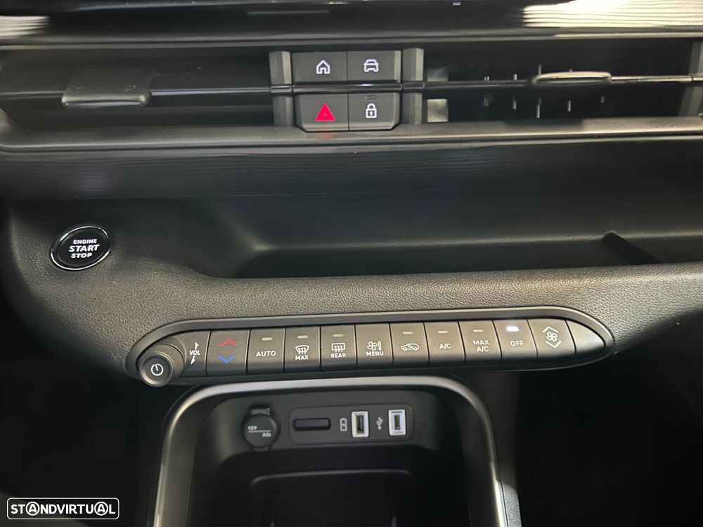 Jeep Avenger 1.2 GSE T3 Altitude - 28