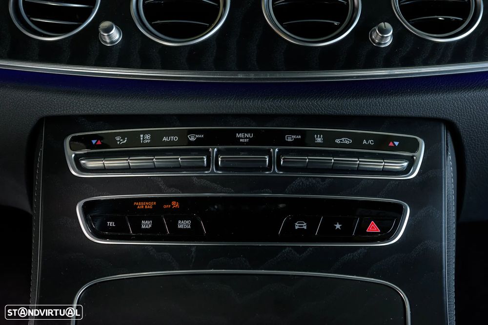 Mercedes-Benz E 300 de 9G-TRONIC AMG Line - 17