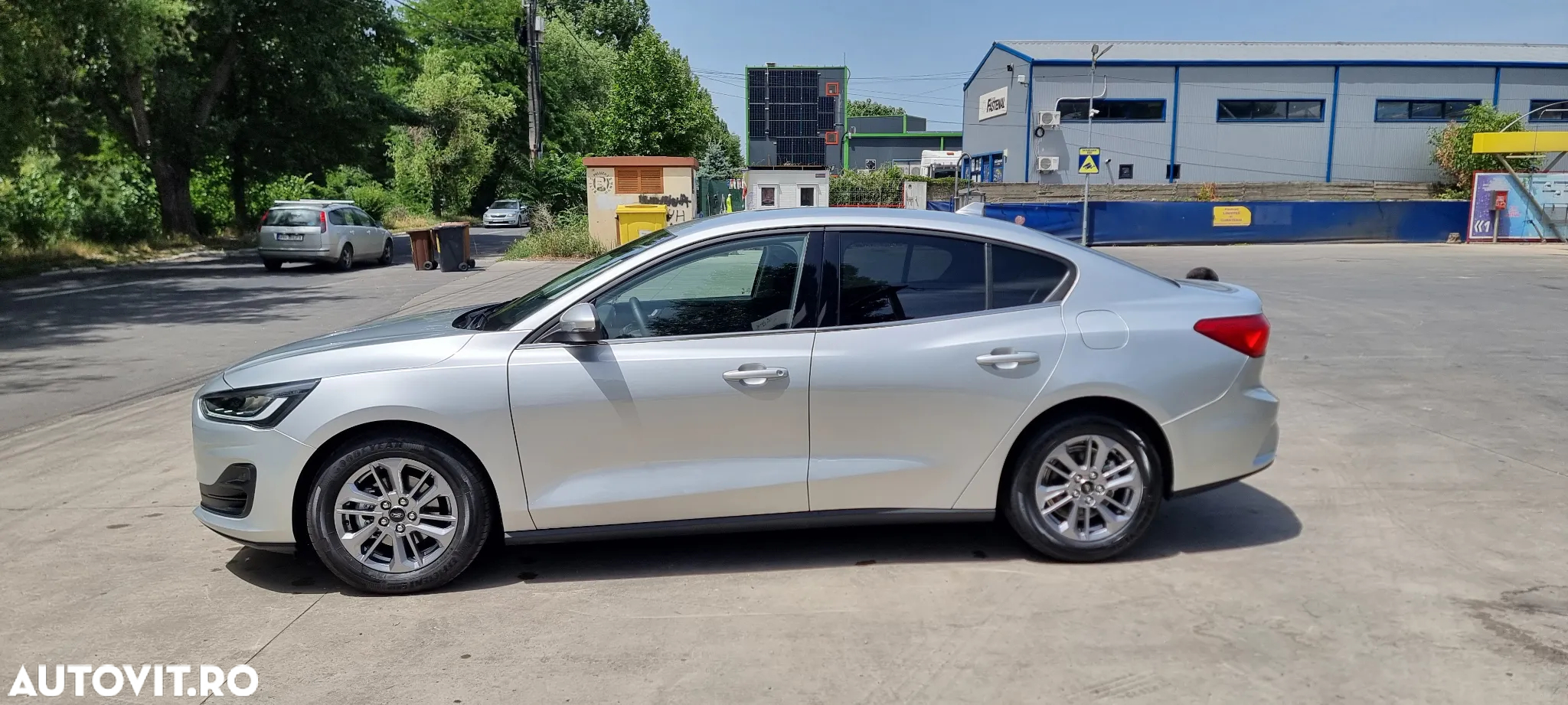 Ford Focus 1.0 EcoBoost Titanium X - 4