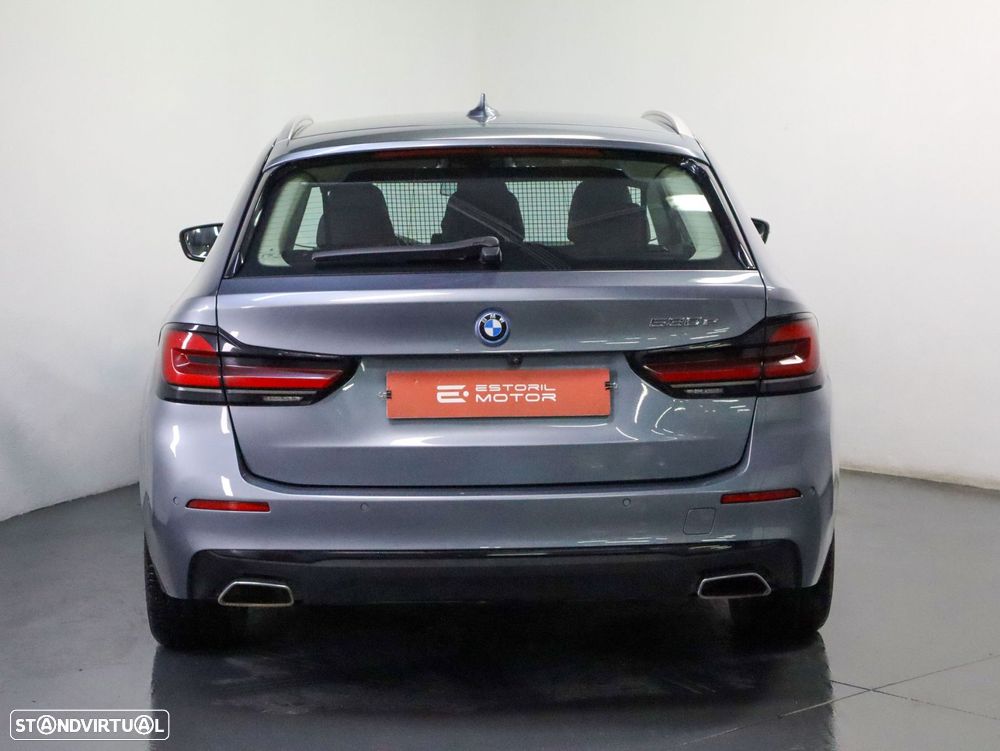 BMW 530 e Line Luxury - 4