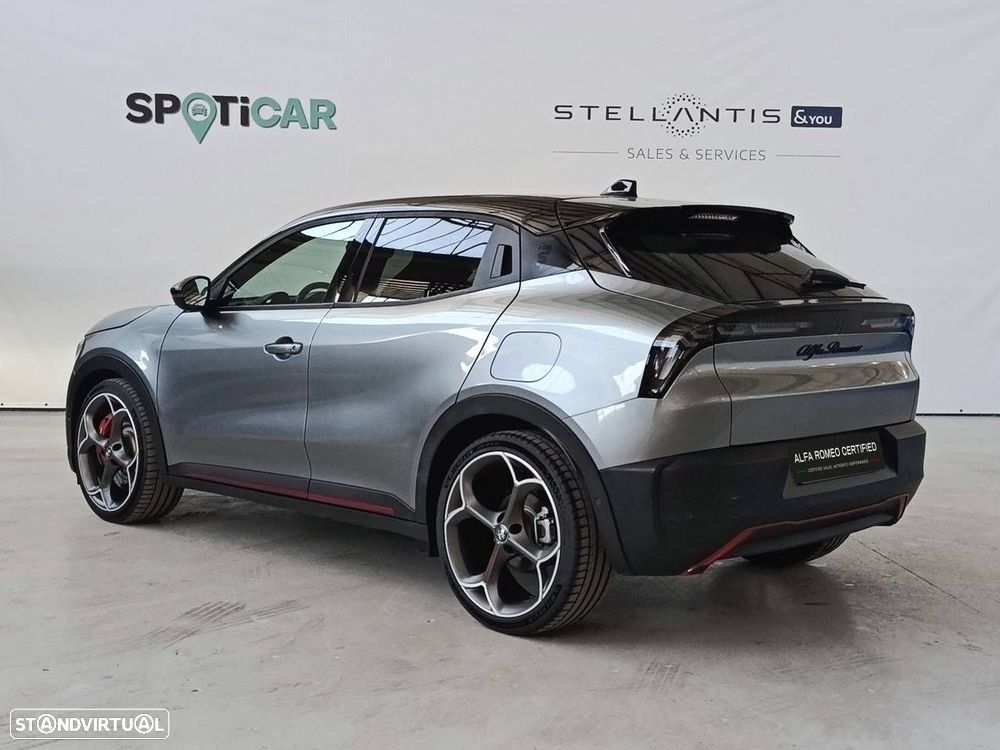 Alfa Romeo Junior Elletrica 50 kWh Veloce - 5