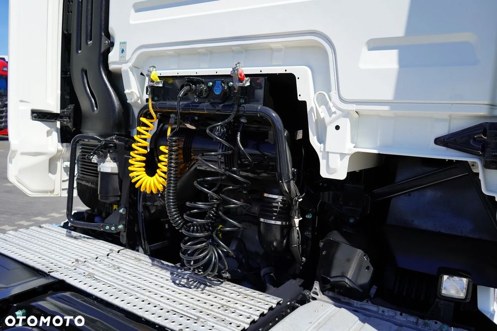 MAN TGX / 18.510 / E 6 / GX / ACC / MEGA / LOW DECK / I – COOL / RETARDER - 39