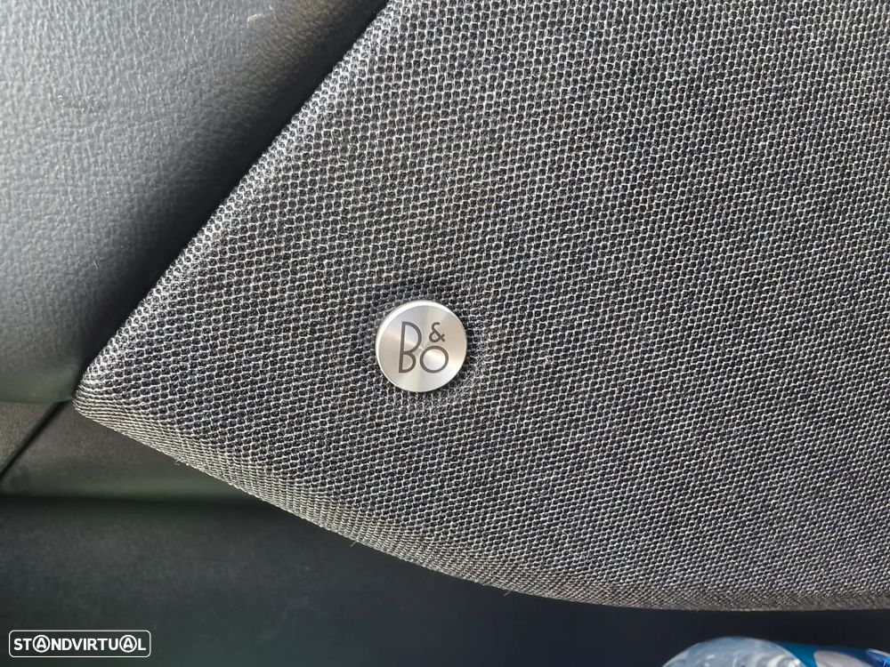 Ford Mustang Mach-E Standard - 42