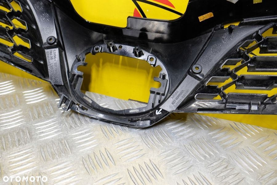 TOYOTA SIENNA 2018-2020 GRILL ATRAPA PRZÓD USA - 11