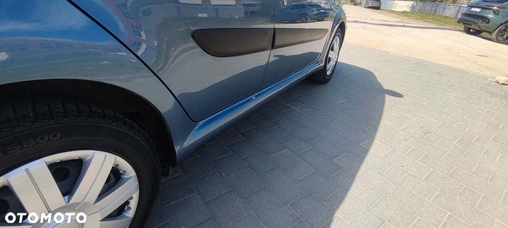 Toyota Aygo 1.0 VVT-i Sol EU5 - 10