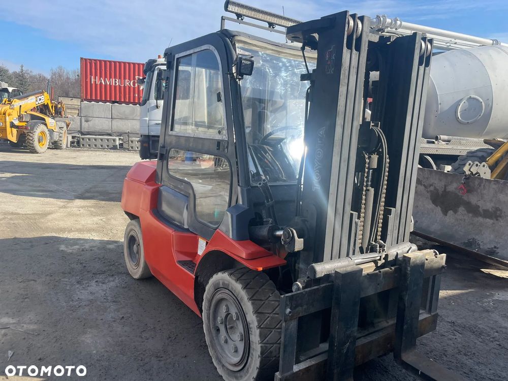 Toyota 7FDK40 - 13