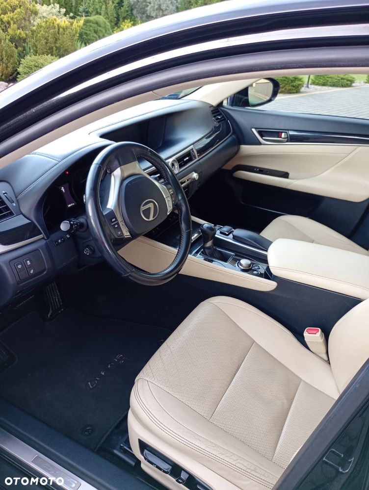 Lexus GS - 6