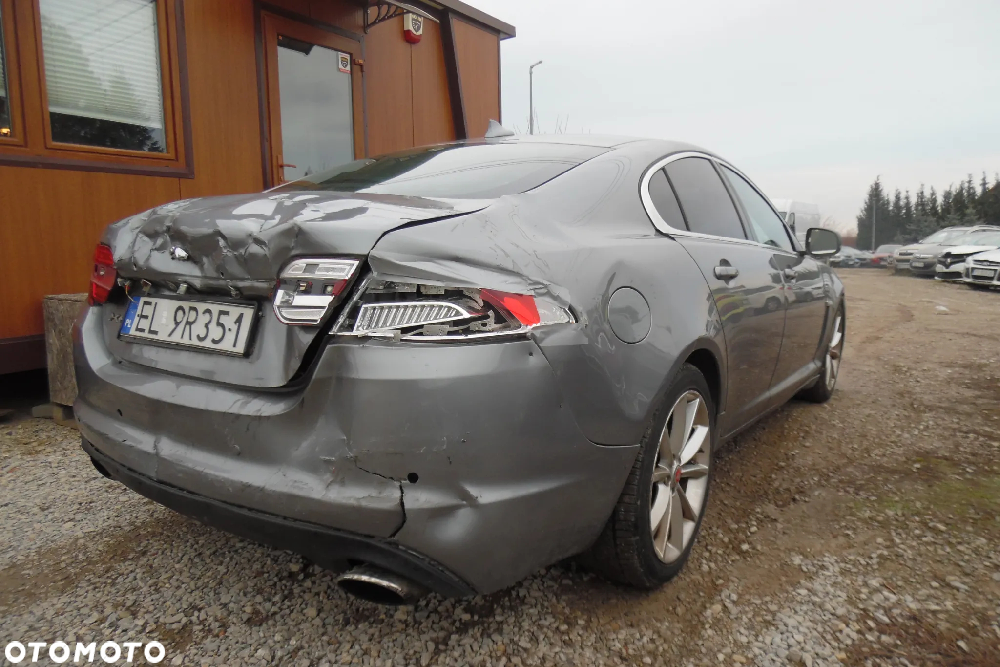 Jaguar XF 2.0 Turbo - 3