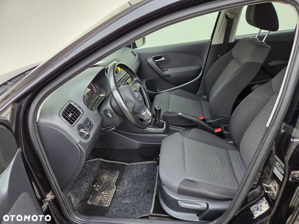 Volkswagen Polo - 8