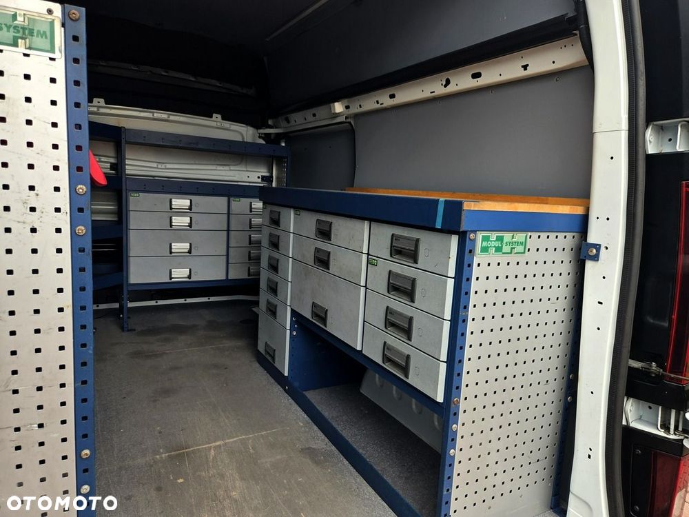 Renault Trafic - 18