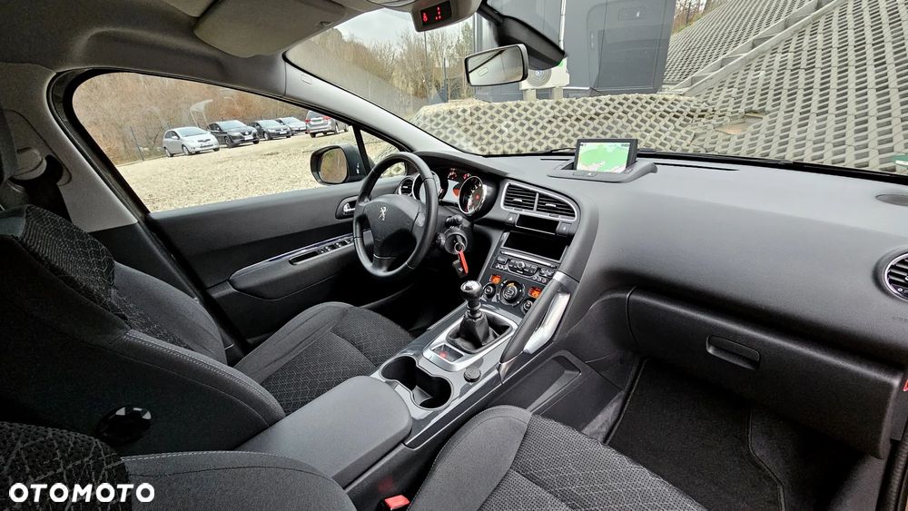 Peugeot 3008 PureTech 130 Style - 38