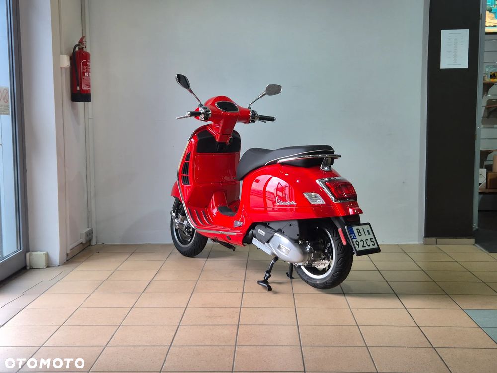 Vespa GTS - 7