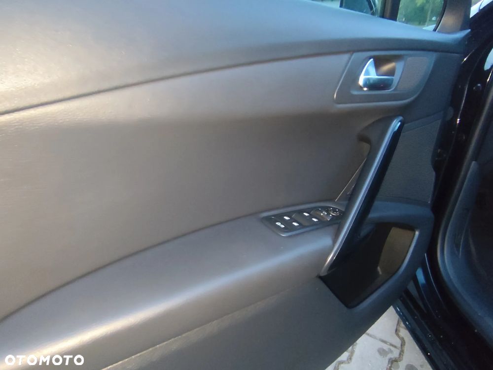 Peugeot 508 2.0 BlueHDi Allure S&S - 15
