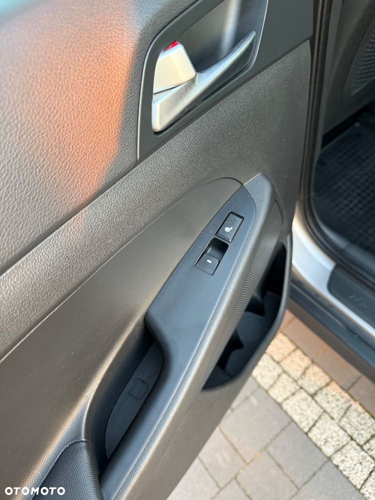 Hyundai Tucson 2.0 CRDI BlueDrive GO 2WD - 10