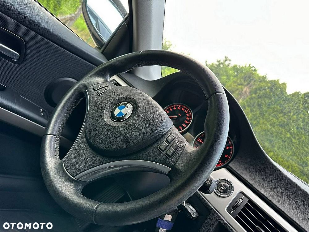 BMW Seria 3 - 19