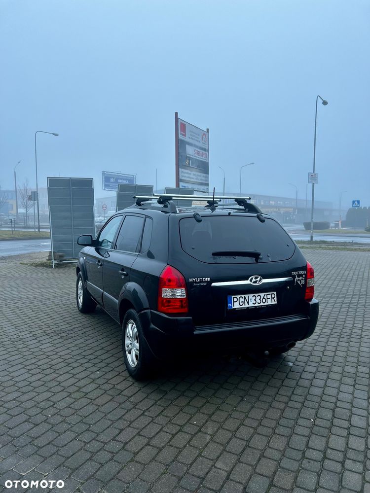 Hyundai Tucson 2.0 Comfort 2WD - 7