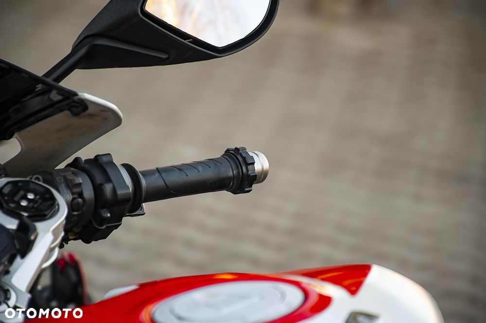 Ducati Panigale 899 - 19