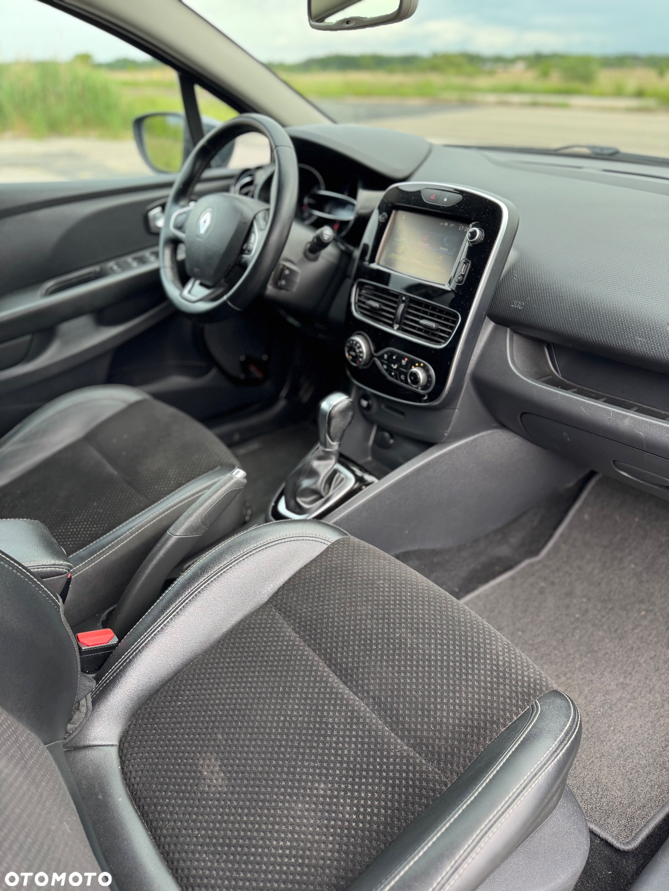 Renault Clio 1.2 TCe Expression EDC - 15