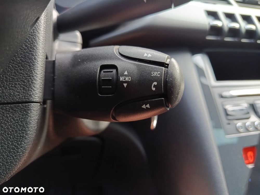 Peugeot 3008 2.0 HDi Premium - 14