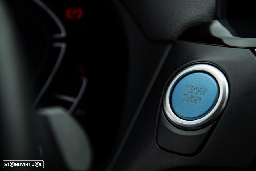 BMW iX3 M Sport Impressive - 35