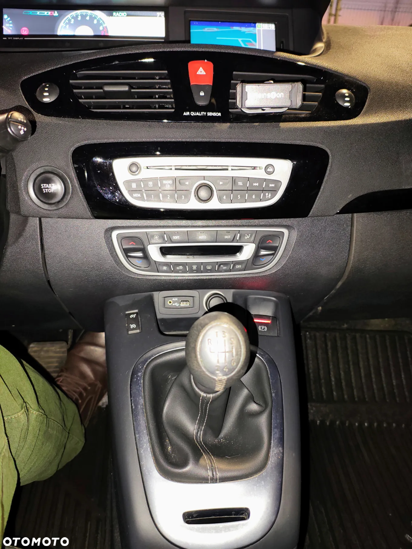 Renault Scenic 1.4 16V TCE Bose Edition - 9