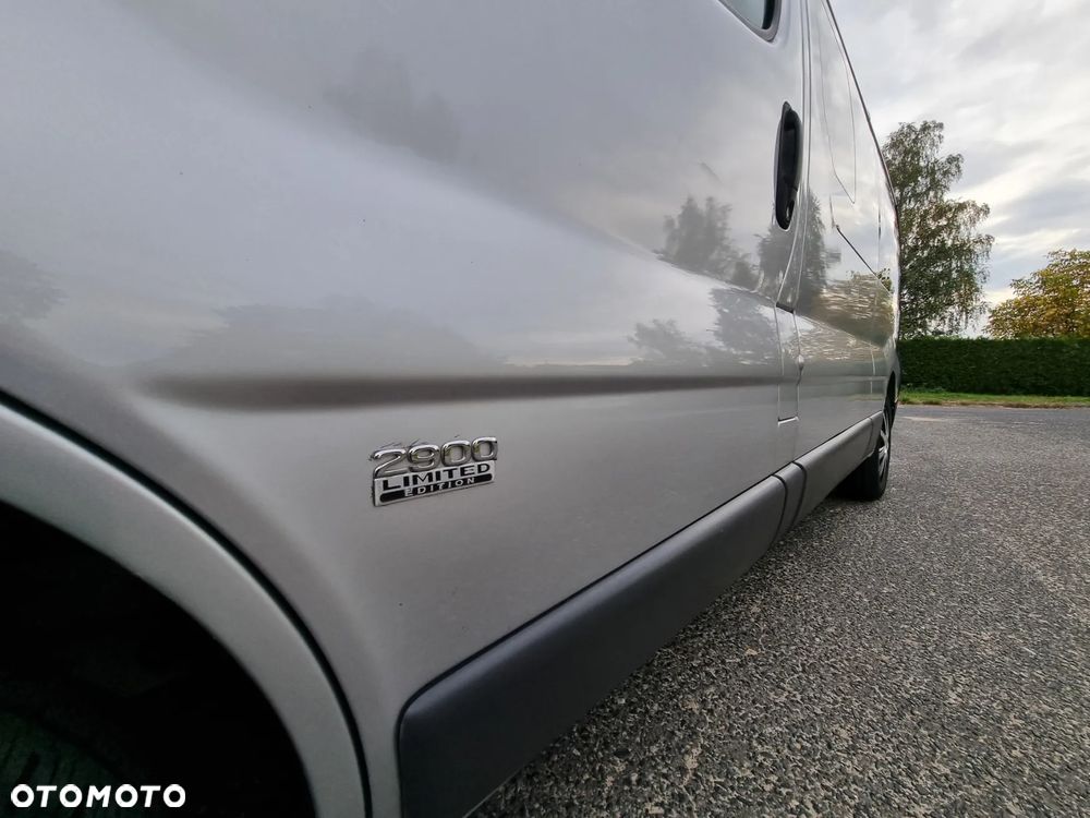 Opel Vivaro L2H1 2.9t - 23