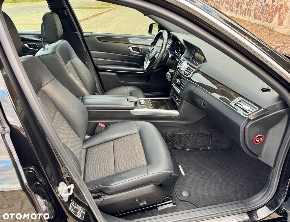 Mercedes-Benz Klasa E - 17