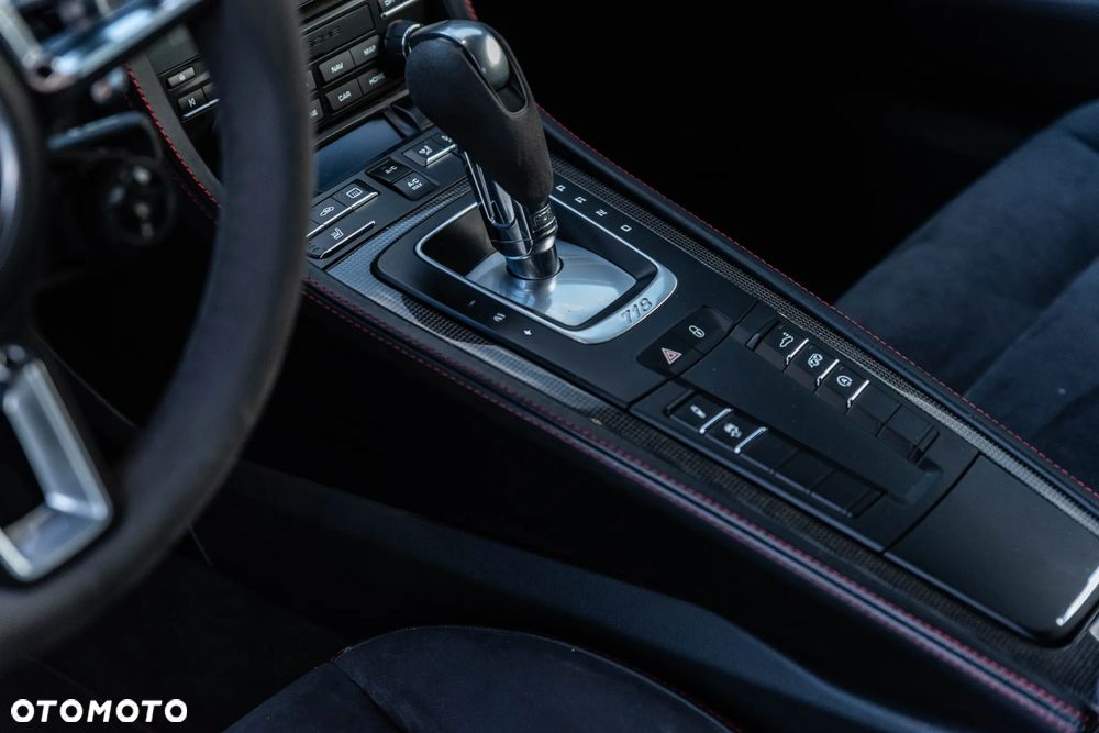 Porsche 718 Cayman GPF GTS PDK - 14