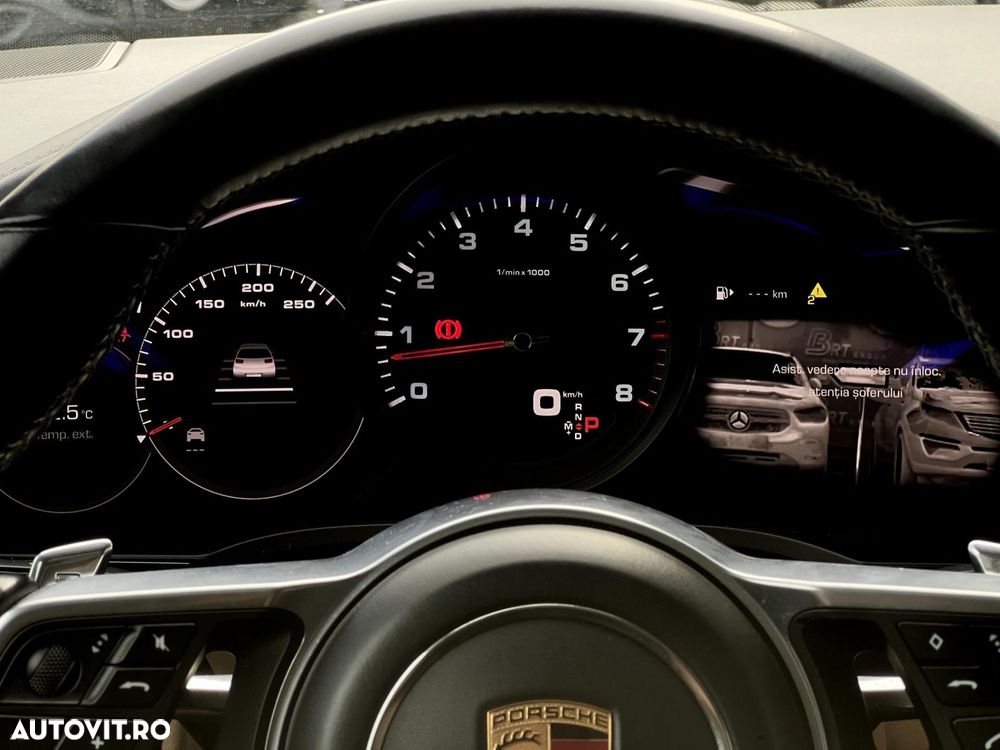 Porsche Cayenne - 20