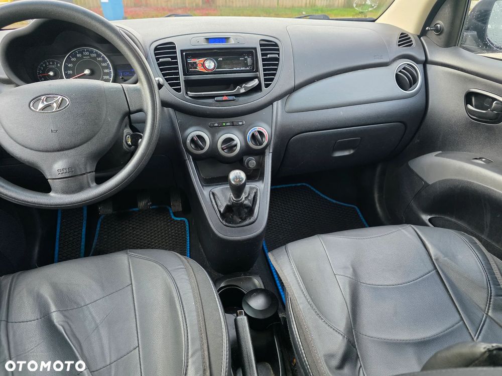 Hyundai i10 - 10