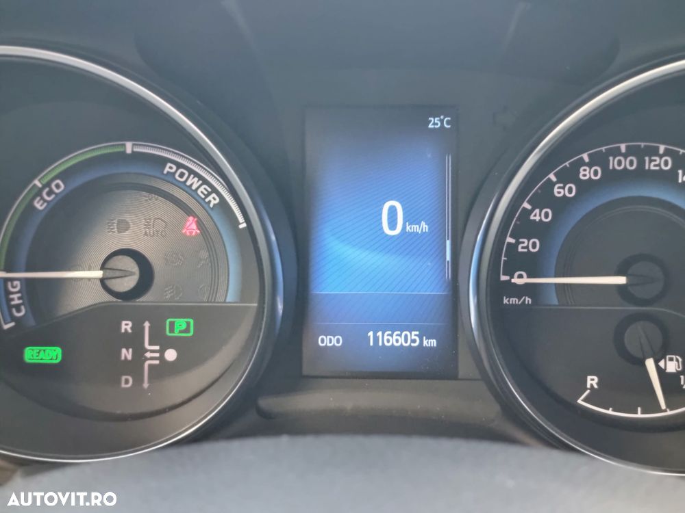 Toyota Auris 1.8 L VVT-i Sol + - 18