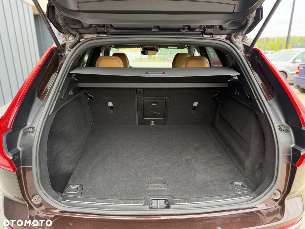 Volvo XC 60 T5 AWD Inscription - 29