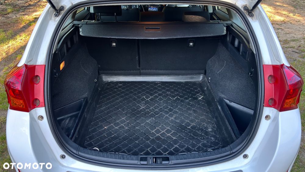 Toyota Auris 1.6 Active - 10