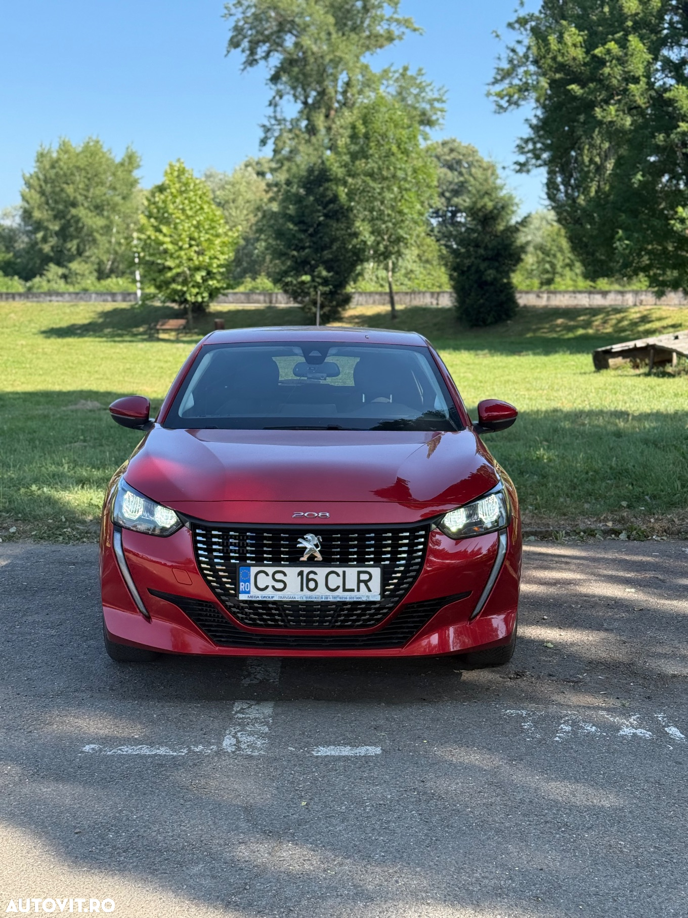 Peugeot 208 1.2 L PureTech STT Allure Pack - 2