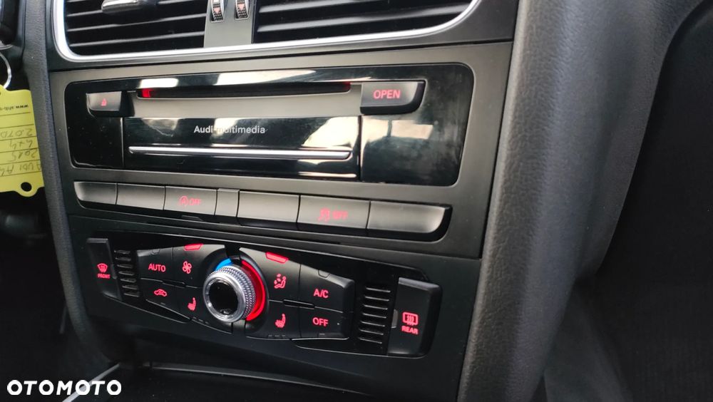 Audi A4 Avant 2.0 TDI quattro - 8