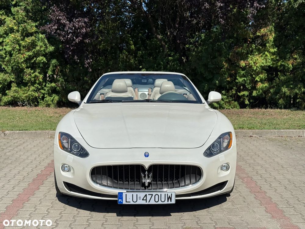 Maserati GranCabrio - 8