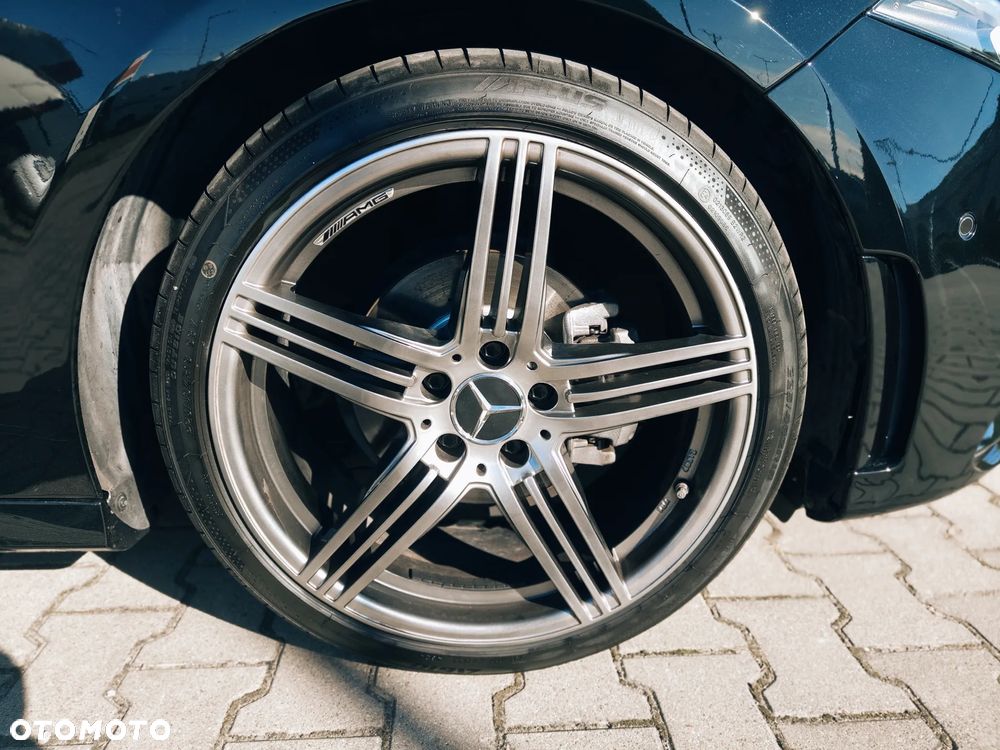 Mercedes-Benz Klasa A 180 7G-DCT Special Edition - 14